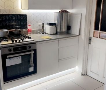 Room in a Shared House, Wembley Way, HA9 - Photo 2