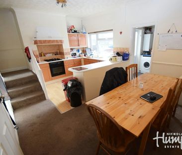 Church Street, Silverdale, ST5 - Photo 2