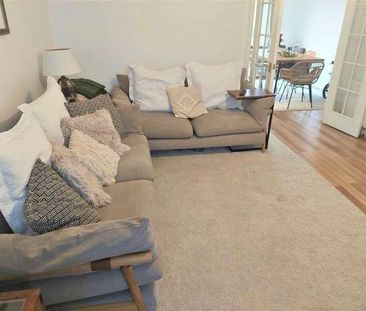 Vesta Road, Liverpool, L19 - Photo 2