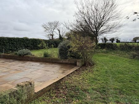 2 bedroom detached house to rent - Photo 4