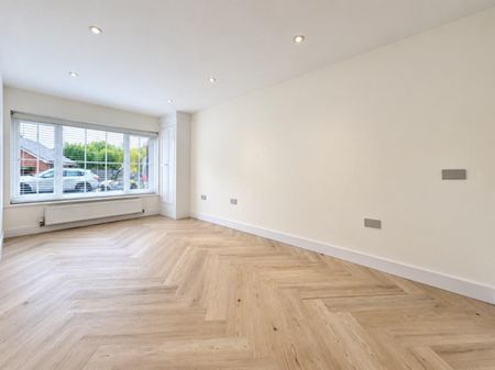 4 bed House - Detached for Rent - Photo 3