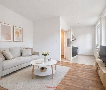 Pronájem bytu 1+kk • 23 m² bez realitkyNárodní třída, Havířov - Hav... - Photo 1
