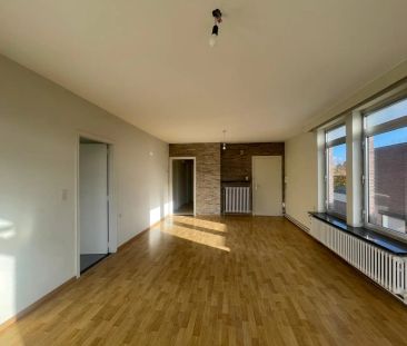 Comfortabele woning met 2 slaapkamers, garage en een ruim terras! - Foto 5