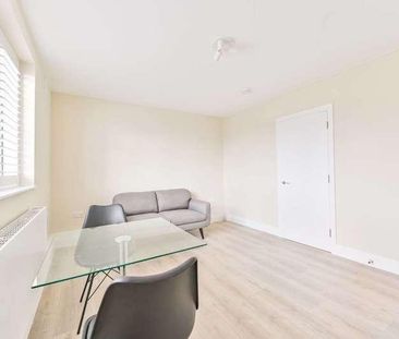 Wandsworth Road, Nine Elms, SW8 - Photo 1