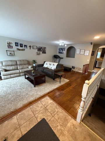 3 BED 2 BATH IN ROSE VALLEY - Photo 4