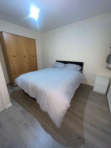 3 Bed End Terrace, Bramley Leeds, LS13 - Photo 5