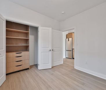 For Lease - 101 Sophia St W Street, Barrie, Ontario - Photo 2