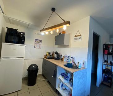 Location Appartement 1 pièce 30m² VAULX EN VELIN 69120 - Photo 3