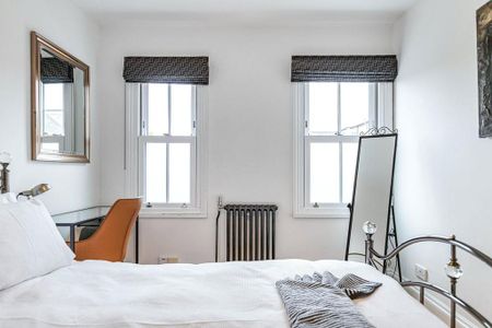 6 bedroom terraced house to rent - Photo 3