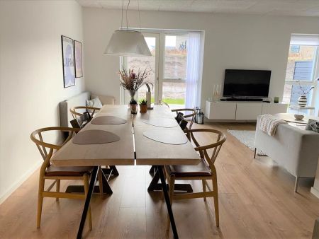 Stilrent 4-værelses rækkehus i 2 plan - Foto 5