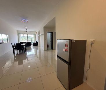 Suritz Condominium | Fully Furnished | 2 Car Parks - Foto 4
