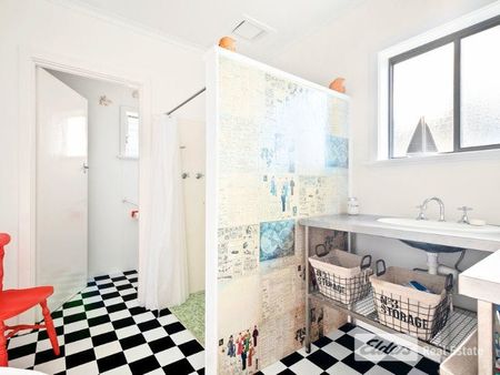 Elevated Home - Photo 5