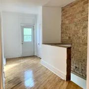1 room apartment of 58m² in Montreal - Photo 2