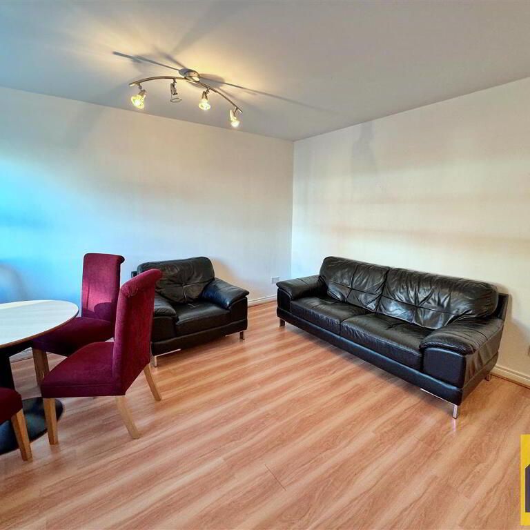 45 Greenore Street, Belfast, BT6 8NF - Photo 1