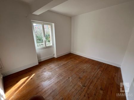 Location Appartement 4 pièces 80m² CAHORS 46000 - Photo 3
