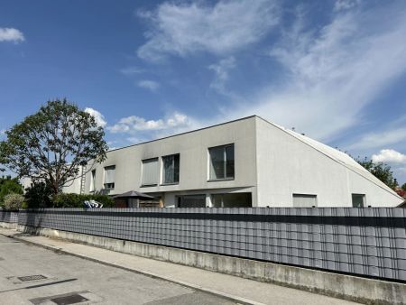 Ruhig gelegene 2-Zimmer Garten-Wohnung mit großem Garten und Küche inkl. - Photo 4