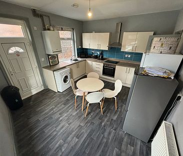 1 bed House Share - To Let - Photo 4