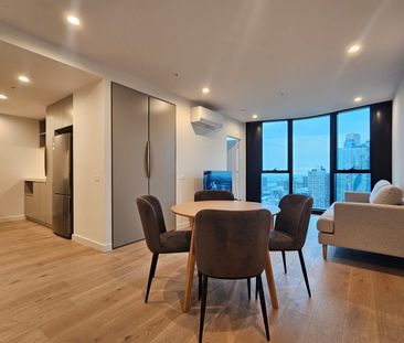 BRAND NEW FURNISHED 2BEDROOMS APARTMENT AT 380 MELBOURNE - Photo 1