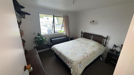 Comfortable living in Whanganui East - Photo 2