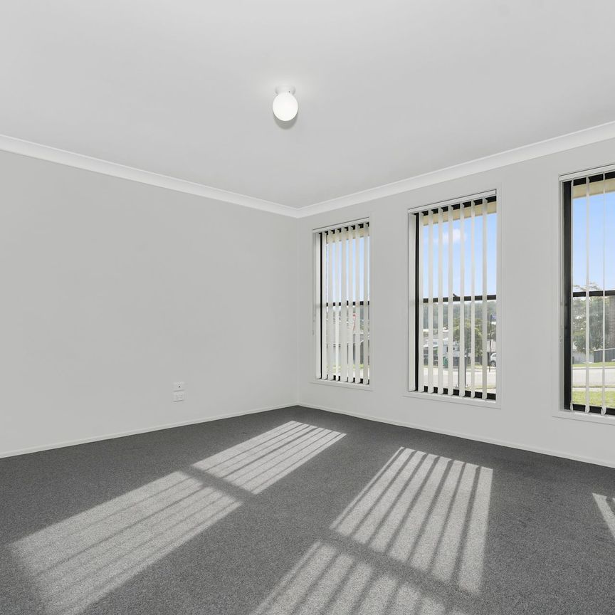 16 Raleigh Street, Cameron Park. - Photo 1