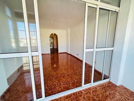 Alquiler de piso en Calle Héroe de Sostoa, Málaga, 29 - Photo 4