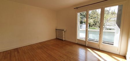 Location Appartement 3 pièces 64m² CHAMALIERES 63400 - Photo 2