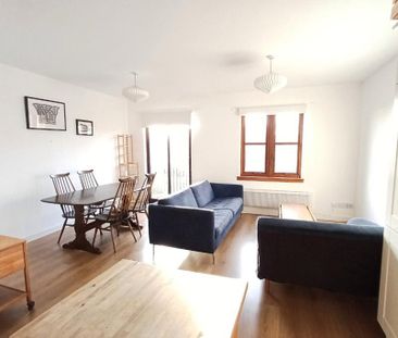 2 bed flat for rent in Goldenacre - Photo 6