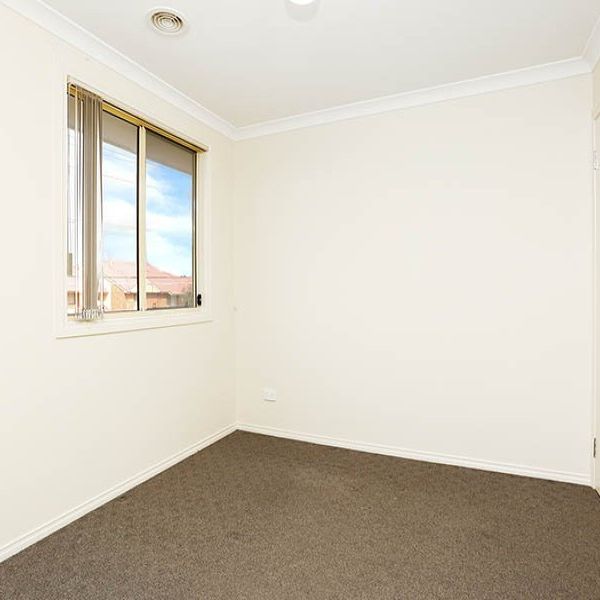 56 Blake Street, Reservoir - Photo 1