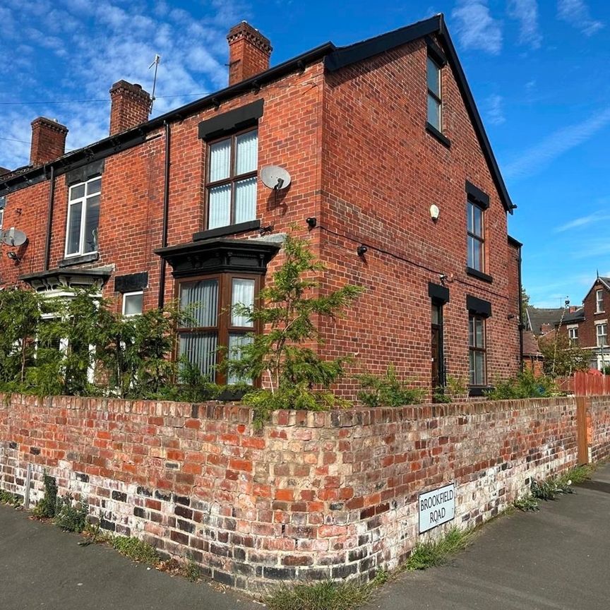 4 Bed Semi-Detached House, Brookfield Road, S7 - Photo 1