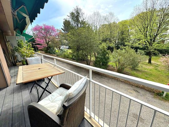 Location Appartement 4 pièces 95m² MARSEILLE 9ème - Photo 1