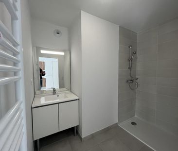 Location Appartement 2 pièces 42m² CHAMBERY 73000 - Photo 3