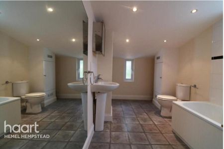 1 bedroom terraced house to rent - Photo 4