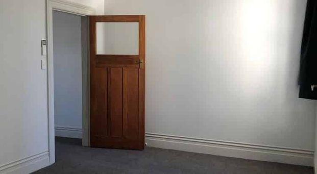 2 Bedroom Plus Study Character Flat - Photo 1