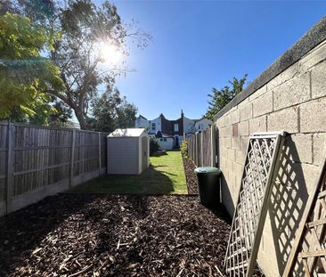 Sandy Hill Road, London, SE18 7BQ - Photo 5