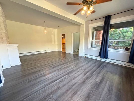 $1,699 / 2 br / 1 ba / 800 sqft 32 Sherman ave S unit 1 - Photo 1