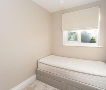 3 bedroom terraced house to rent - Photo 6