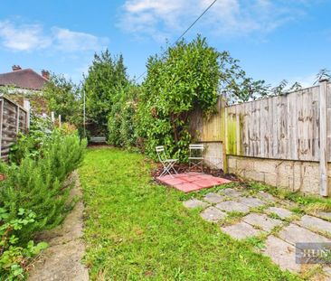 3 bedroom House To Let - Photo 3