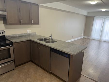 For Lease - 64 Frederick Drive Unit# 301, Guelph, Ontario - Photo 4