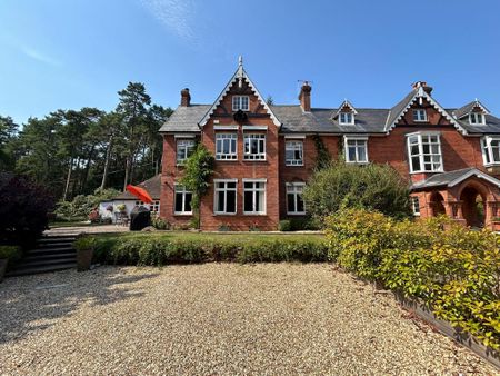 5 bedroom semi-detached house to rent - Photo 3