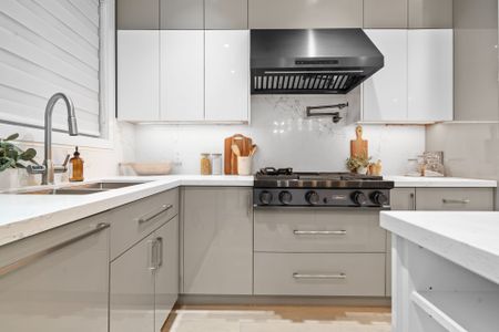 For Lease - 10A Benson Avenue, Mississauga, Ontario - Photo 3