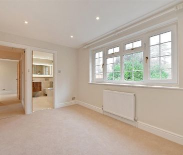 4 bedroom detached house to rent - Photo 1