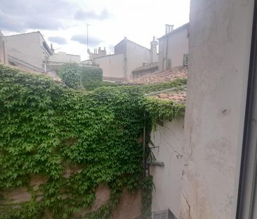 Location Appartement 1 pièce 27m² AIX EN PROVENCE 13100 - Photo 4