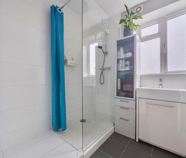 3 bedroom apartment to rent - Photo 6