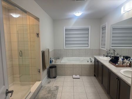 For Lease - 122 Cactus Crescent, Hamilton, Ontario - Photo 3