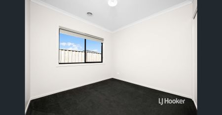 Light-Filled Living, Modern Comfort & Parks at Your Doorstep! APPLICATIONS NOW OPEN - Photo 2