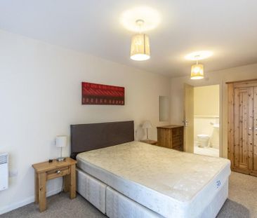 2 bedroom apartment to rent - Photo 3