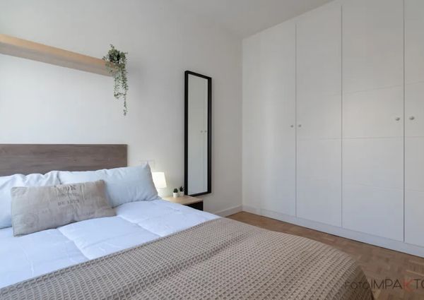 Calle de los Cuatro Amigos, Madrid, Community of Madrid 28029