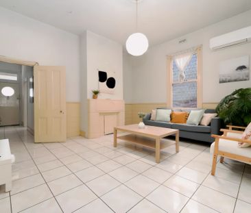 Room 2 (Private) - Photo 5