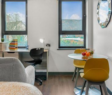 1 bedroom flat to rent - Photo 2