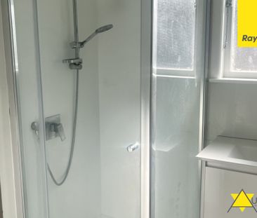 Renovated 3-Bedroom Lynfield Bungalow - Pet Friendly & Prime Location - Photo 5